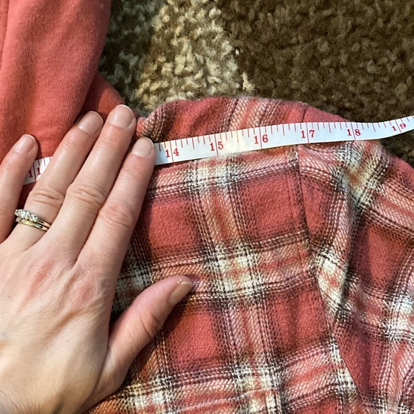 American Eagle Outfitters White and Pink Button Down Shirt - Picture 9 of 12